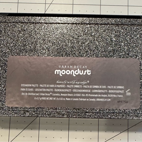 New - Urban Decay moondust palette. - Picture 3 of 11